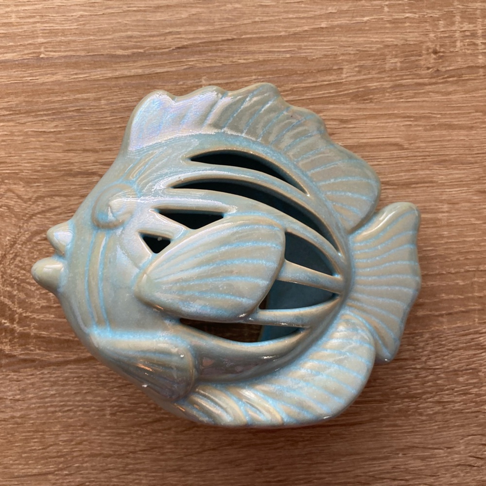 Ceramic Fish Candle Holder 🐠✨🐠✨